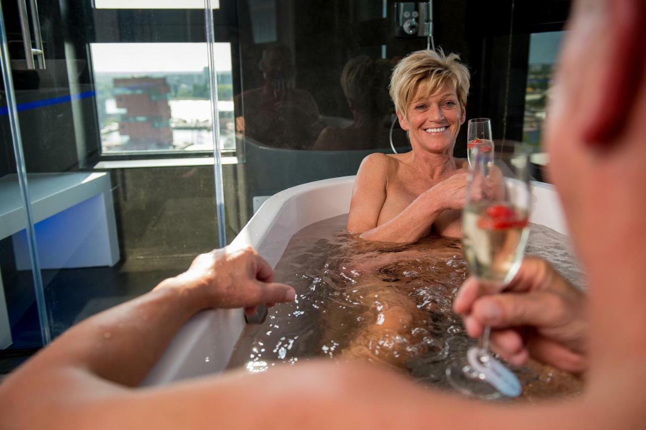 Апартаменты Exclusieve Prive Wellness Penthouse Skynooz Антверпен Экстерьер фото